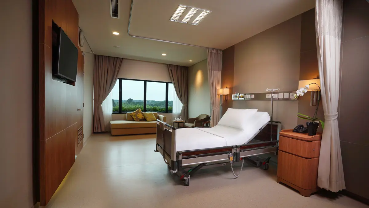 Hospital room with window