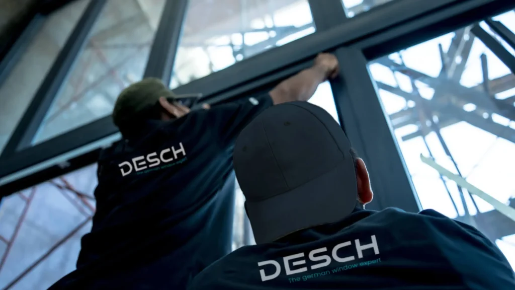 Installation of a Aluminium Folding door 01